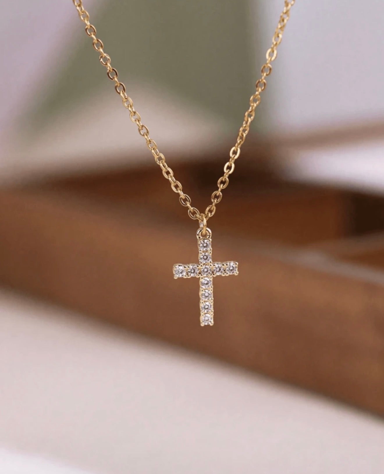 #2 Chaîne pendentif en croix